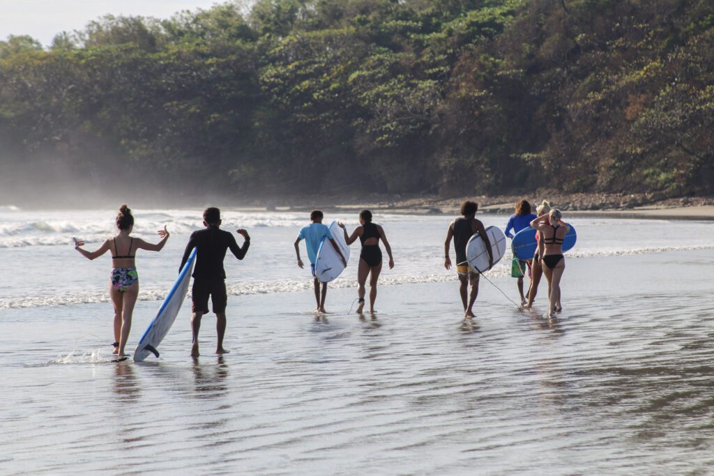 surfing lessons in nicaragua