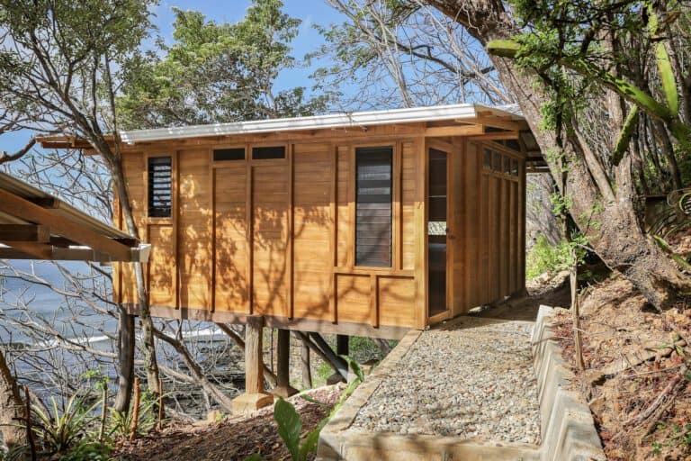 5-Exteriors_3_New_Cabinas_Angle_3_CC